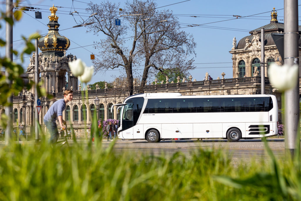 PR Shooting bei dem Busunternehmen Taeter Tours in Dresden / Corporate Fotografie / Foto Tom Schulze